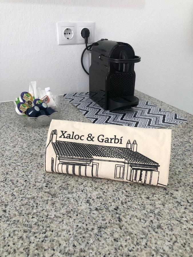 Garbi & Xaloc Apartamentos カラ・ガルダナ エクステリア 写真